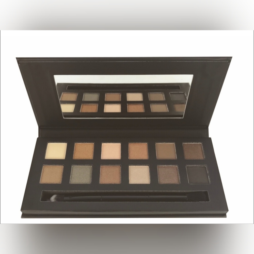 Elle Eyeshadow Pallet